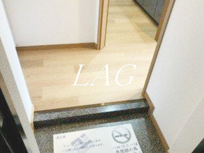 【玄関】 | トーシンフェニックス下目黒 | 玄関です。