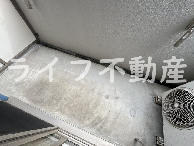 サンテ・潤のバルコニー|開放的で明るい空間を演出してくれるバルコニーです