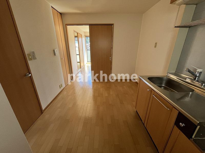 ピースフルハウス桂の内装