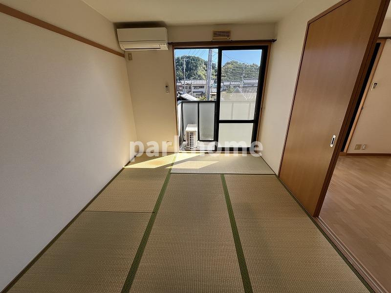 ピースフルハウス桂の和室