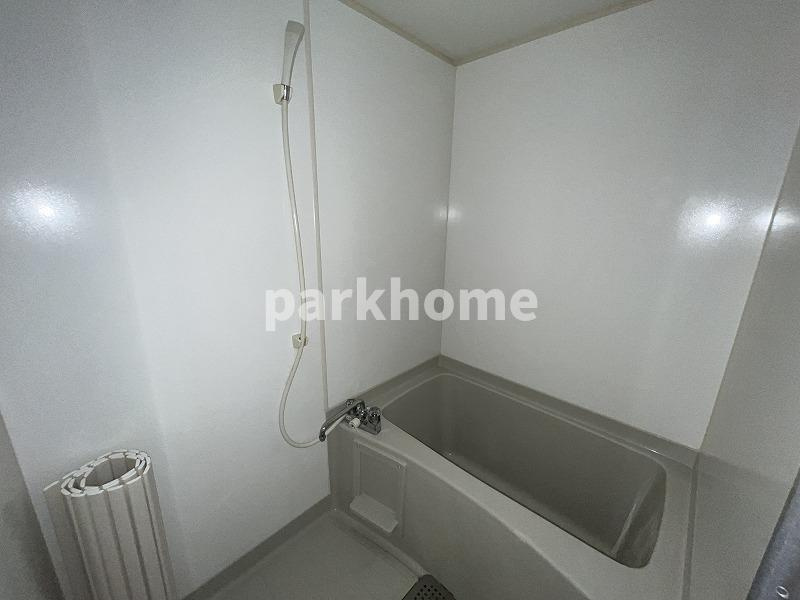 ピースフルハウス桂の浴室