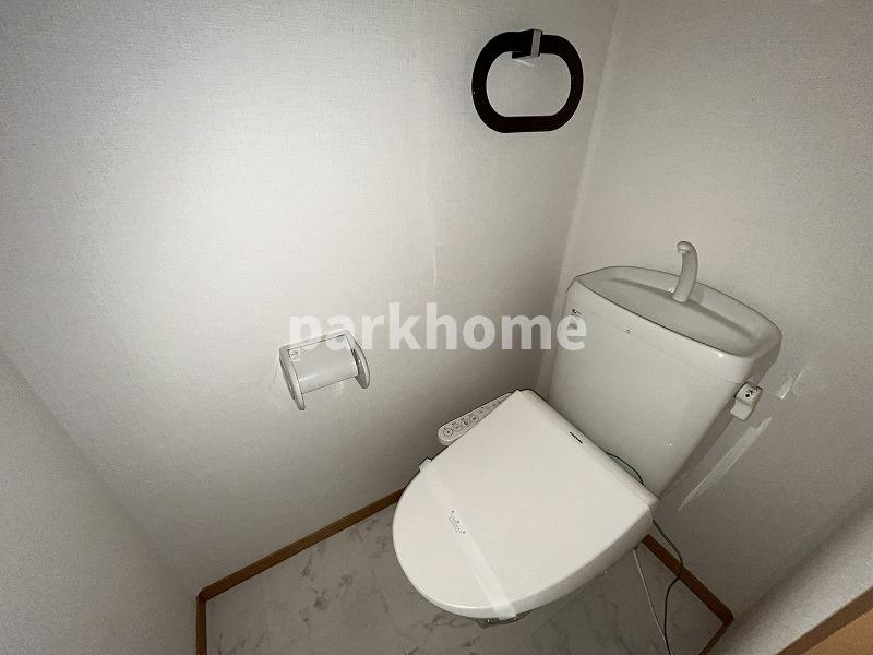 ピースフルハウス桂のトイレ