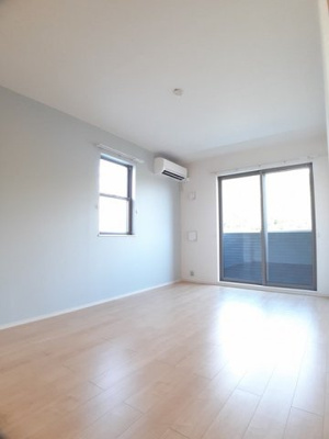 【居間・リビング】 | リヴェール松島Ⅰ | 居間です