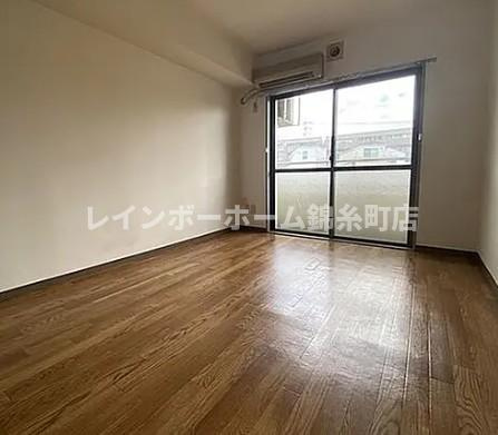 セントヒルズ高砂の居間・リビング