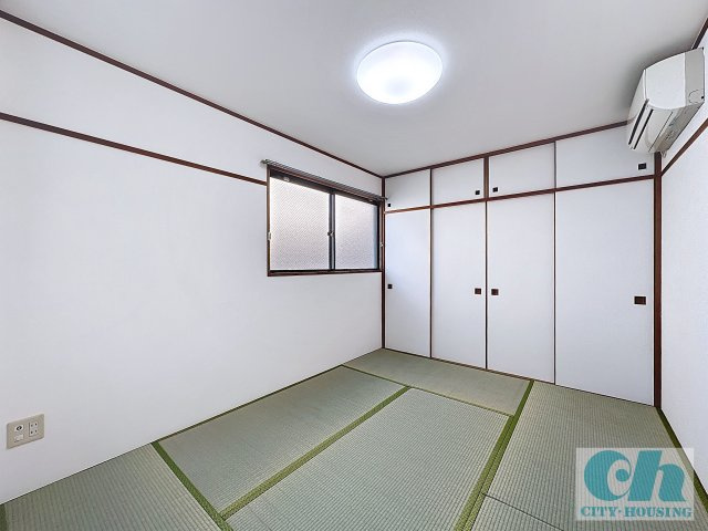 ドミール新田 302号室の和室