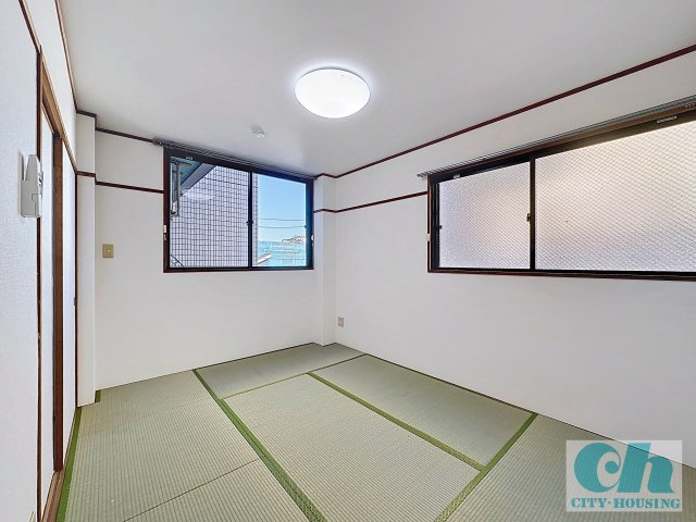 ドミール新田 302号室の和室