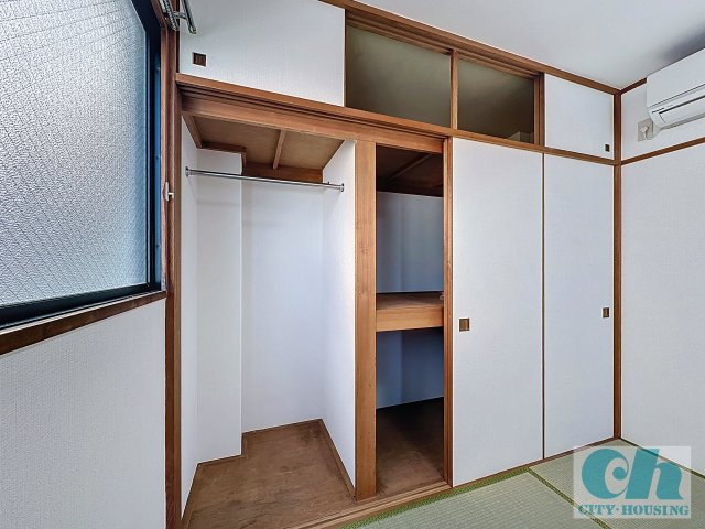 ドミール新田 302号室の収納