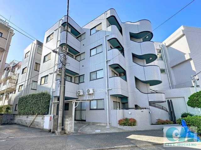 ドミール新田 302号室の外観