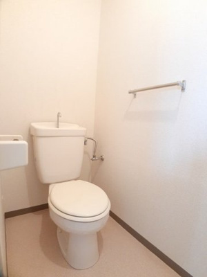 【トイレ】 | ＭハイツⅠ | 落ち着いた色調のトイレです