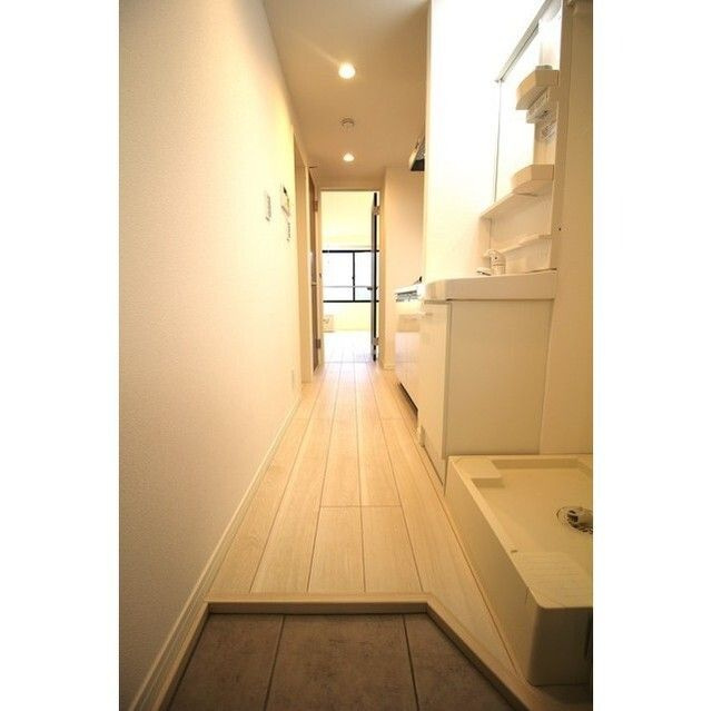 エクセラン南千住の玄関