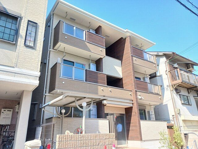 シャインⅡの外観|外観は落ち着いています