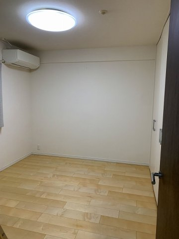 【No.7109】サーパス湖山東/3LDK/室内状態良好！の洋室