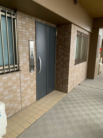 【No.7109】サーパス湖山東/3LDK/室内状態良好！の玄関