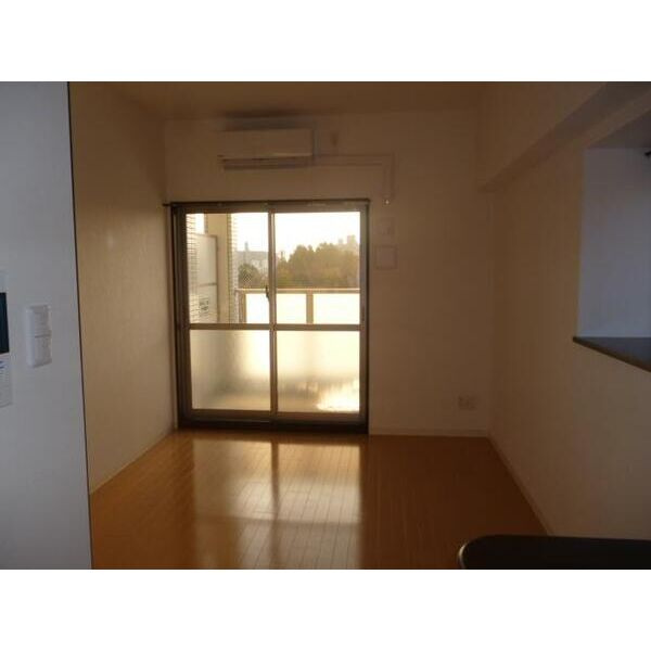 エクセレント上新20の居間・リビング