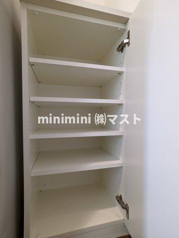 フィオレ立売堀の収納