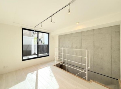 【居間・リビング】 | ALERO新中野Ⅱ | 8.2帖のきれいな洋室。