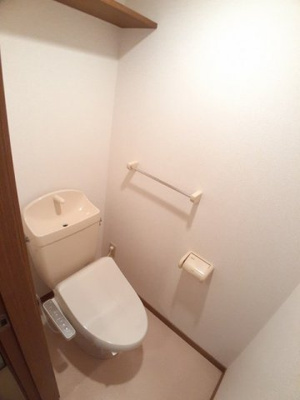 【トイレ】 | モンテフィールドⅠ | シンプルで使いやすいトイレです