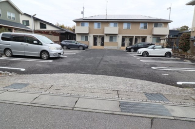 【駐車場】 | フォンテーヌ A | 駐車場
