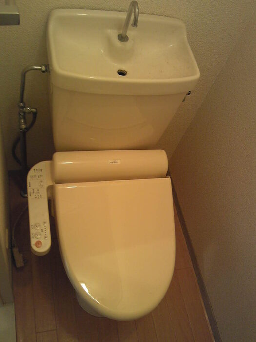 シャルム Ａのトイレ|温水便座