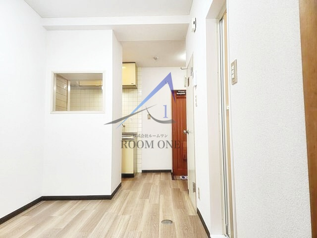 フォンテ橋本の居間・リビング|洋室のお部屋です。