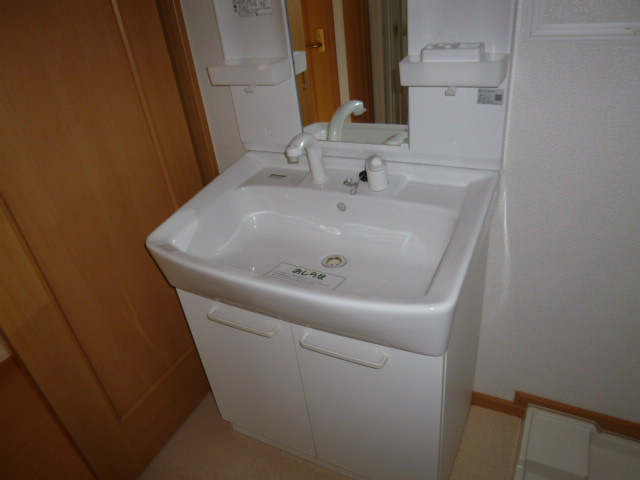 パラッツオ・クォーレＡの独立洗面台|洗髪洗面化粧台