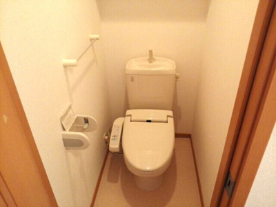 【トイレ】 | グリーン・ビュー千寿 | コンパクトで使いやすいトイレです