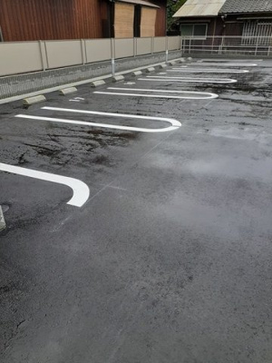 【駐車場】 | ドルチェ | 車をお持ちの方に嬉しい駐車場付きの物件です