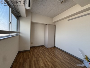 松崎マンション立花町の居間