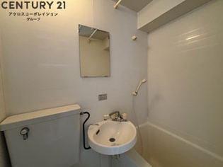 浴室内に洗面台付き！
