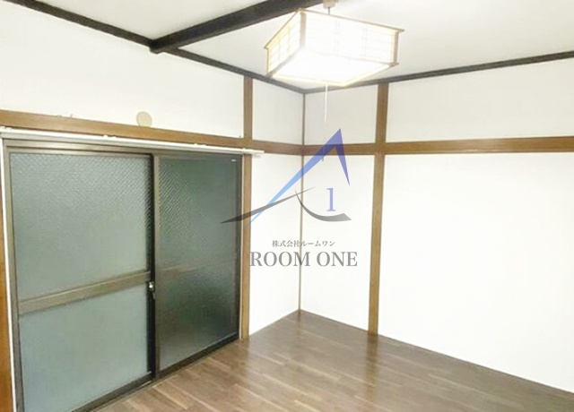 ハッピーハウスの居間・リビング|洋室のお部屋です。