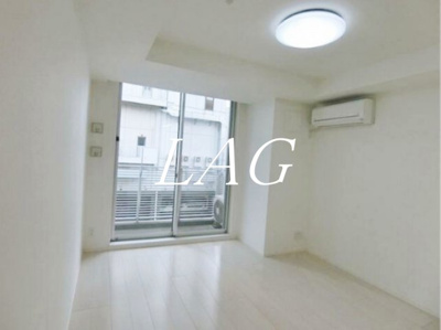 【居間・リビング】 | Kiinu Blanc ～キーヌ・ブラン～ | 洋室のお部屋です。