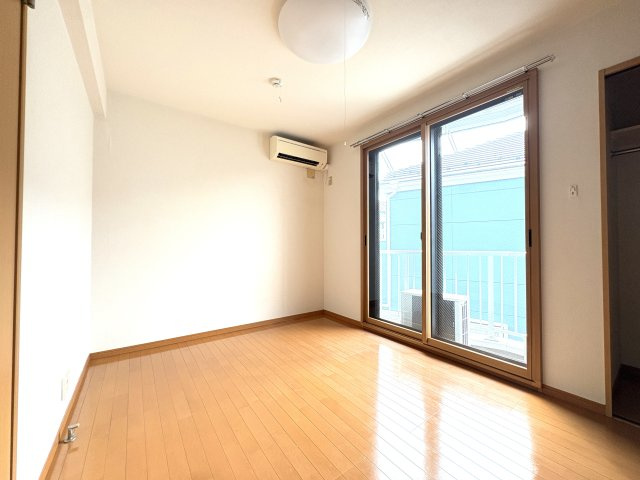 アヴェニューコート福生の居間・リビング