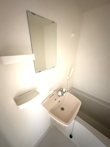 アヴェニューコート福生の洗面所