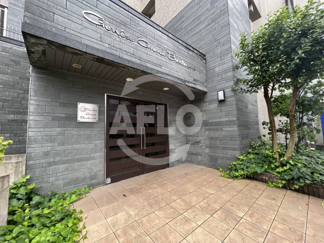 ジュネーゼグラン弁天町のエントランス|ジュネーゼグラン弁天町　エントランス