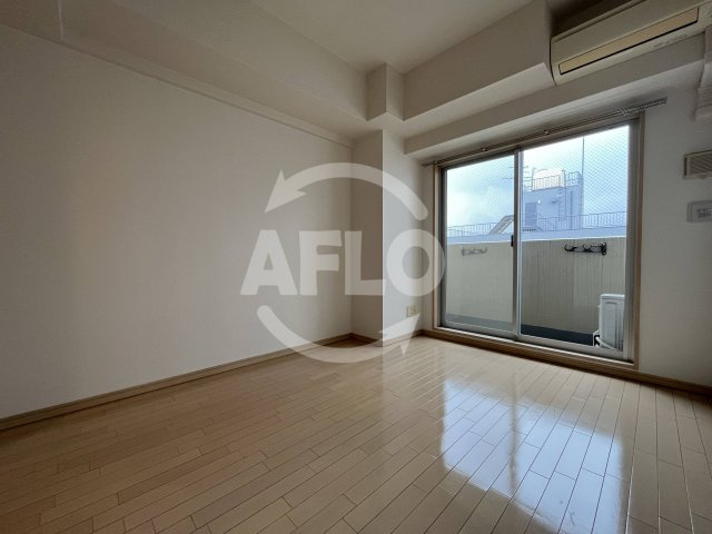 ジュネーゼグラン弁天町の居間・リビング|ジュネーゼグラン弁天町　洋室