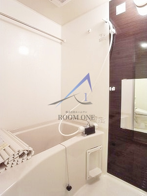 リブリ・オドゥールの浴室|お風呂です。