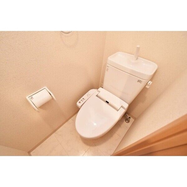 Gramercy Juso-higashi 2ndのトイレ