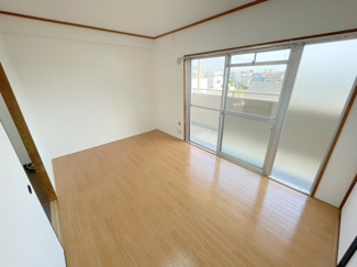 【寝室】 | バスタ　３０１