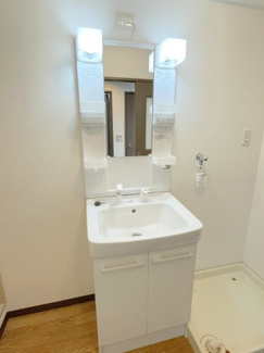 【洗面所】 | バスタ　３０１