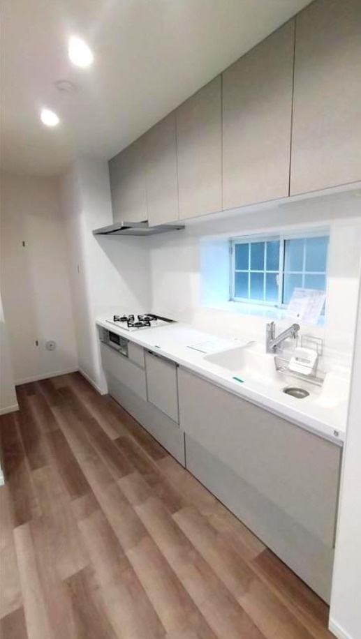 横浜市保土ケ谷区常盤台　中古戸建【仲介手数料無料】のキッチン