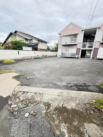 谷川ハイツの駐車場