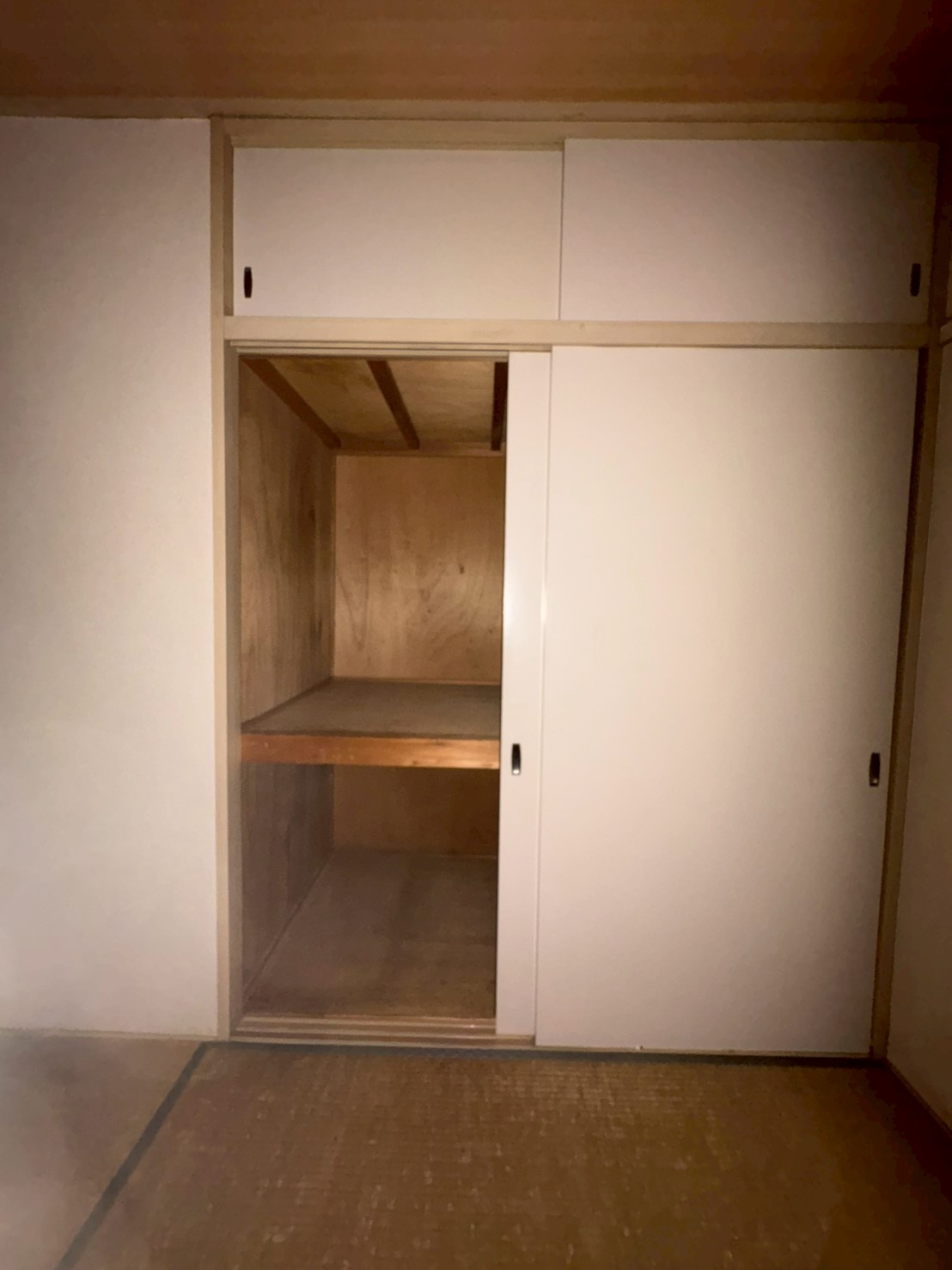 谷川ハイツの収納