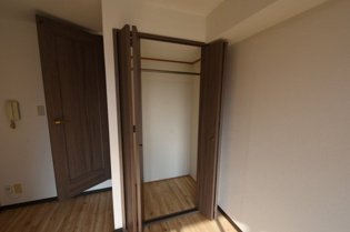 フローラ甲子園口の収納