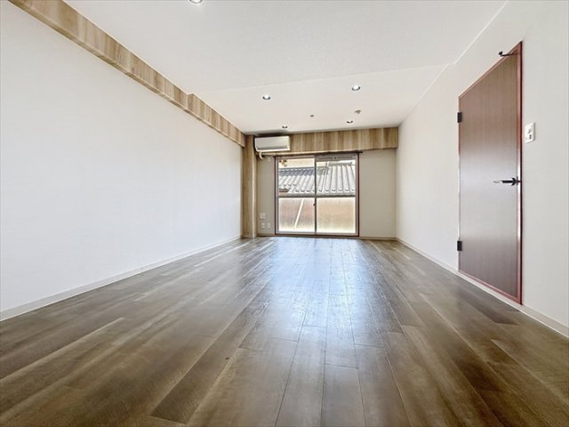 ウイングマンションアークの居間・リビング