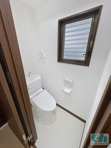 リッツ大森北 301号室のトイレ