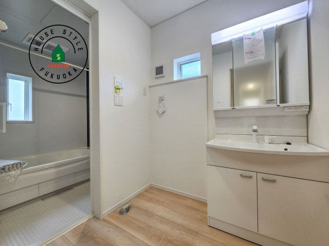 福岡市西区今宿東3丁目第10-6棟(3号棟)の脱衣所|脱衣所、洗面所は小さなプライベートスペース。歯磨き、洗顔と毎日施す個人空間。