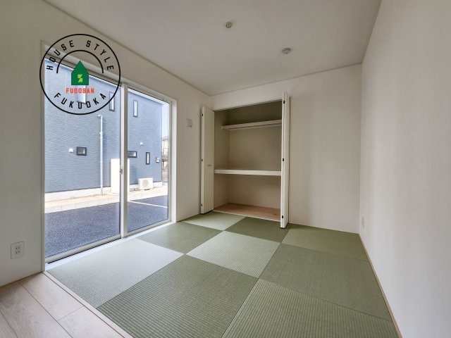 福岡市西区今宿東3丁目第10-6棟(3号棟)の内観：施工例|和室を上手に活用すると暮らし方の幅が広がります。例えば普段は開け放して、子供の小さいうちはお昼寝や遊びのスペースに。