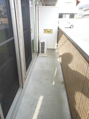 【バルコニー】 | ドゥ ルミエール