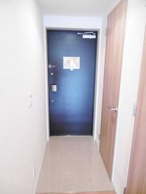 Brilliaist三軒茶屋ブラッサムテラス　コンシェルジュサービス　三軒茶屋エリア　大型物件の玄関