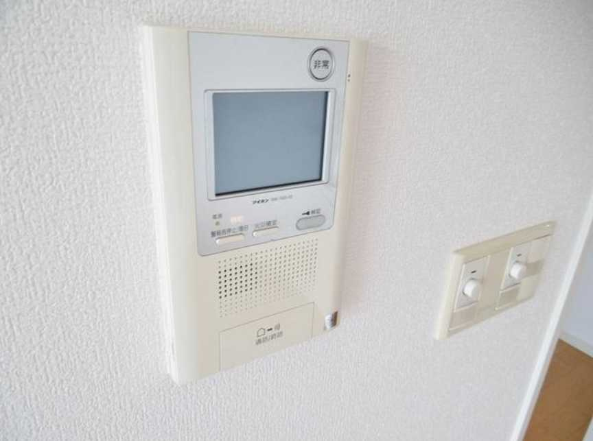 Brilliaist三軒茶屋ブラッサムテラス　コンシェルジュサービス　三軒茶屋エリア　大型物件のセキュリティ